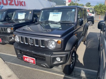 NEW COLOR　ジムニーノマド試乗車入りました!!!